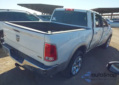 2018 Ram 1500 Laramie 4X2 5'7 Box z USA, uszkodzony, nr VIN 1C6RR6NG9JS229571